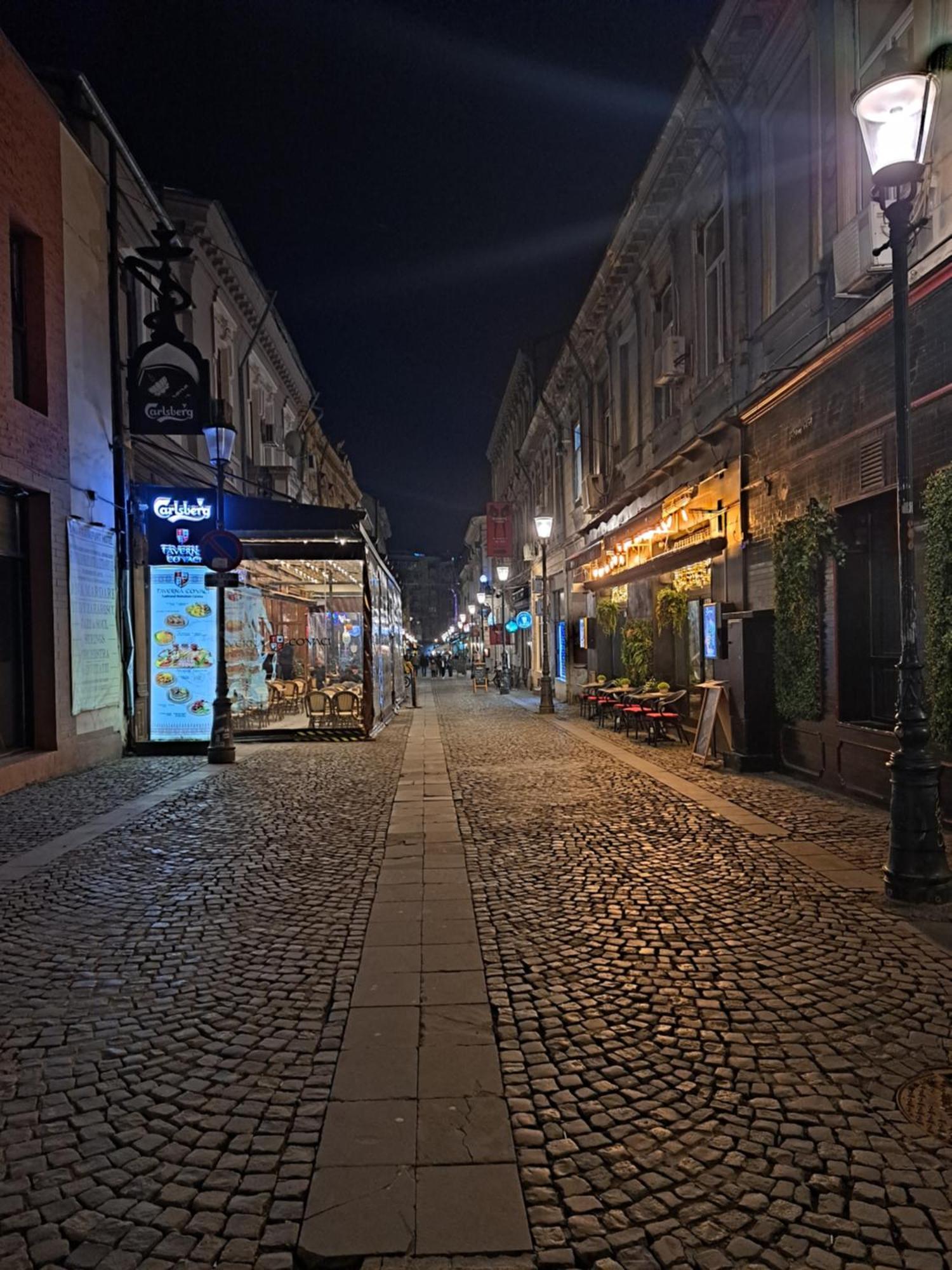 Amytis Flat Old City Bucharest Apartment Bagian luar foto