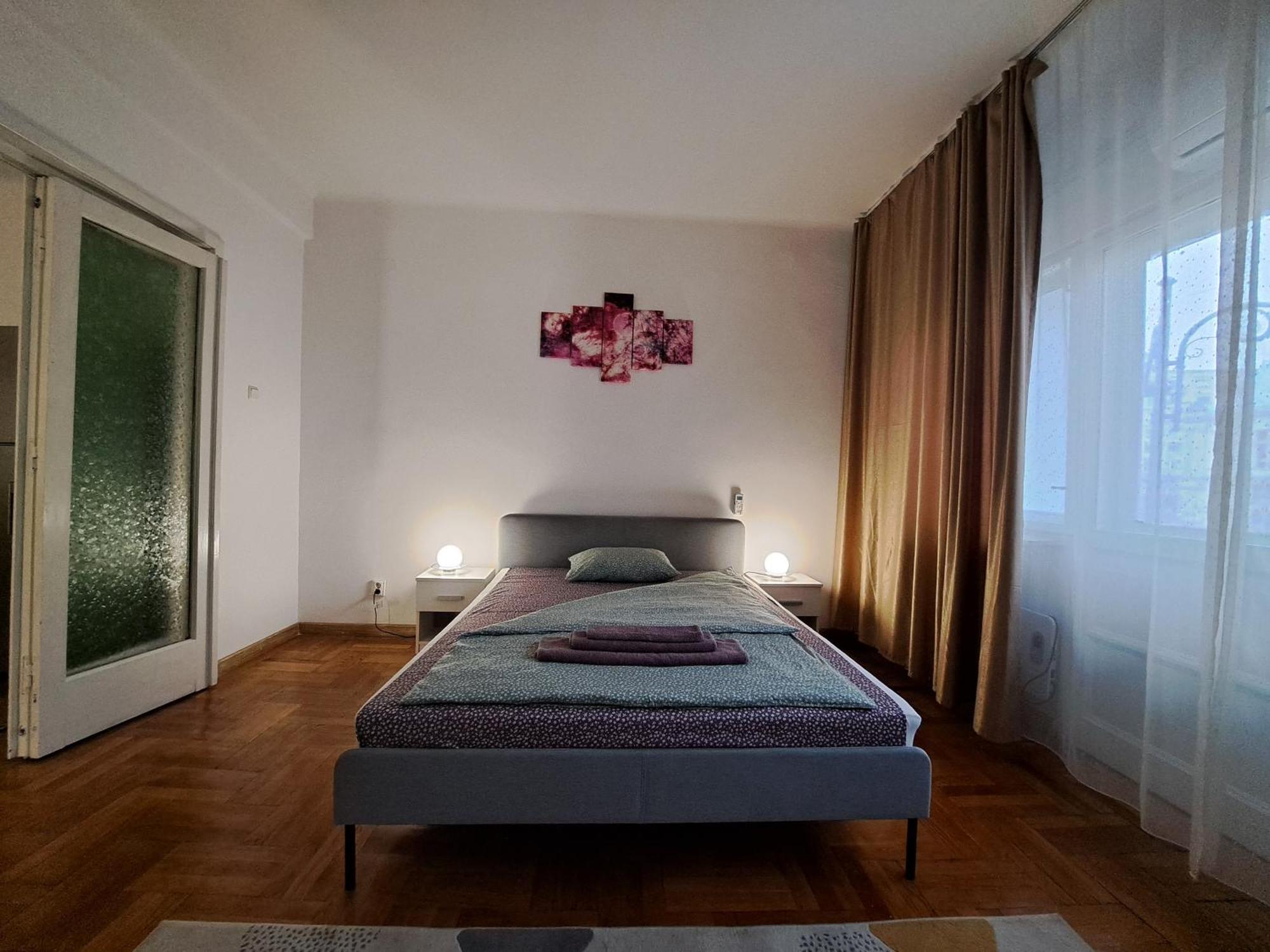 Amytis Flat Old City Bucharest Apartment Bagian luar foto
